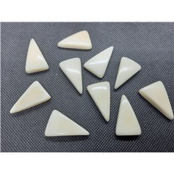 Tagua triangle blanc 30mm